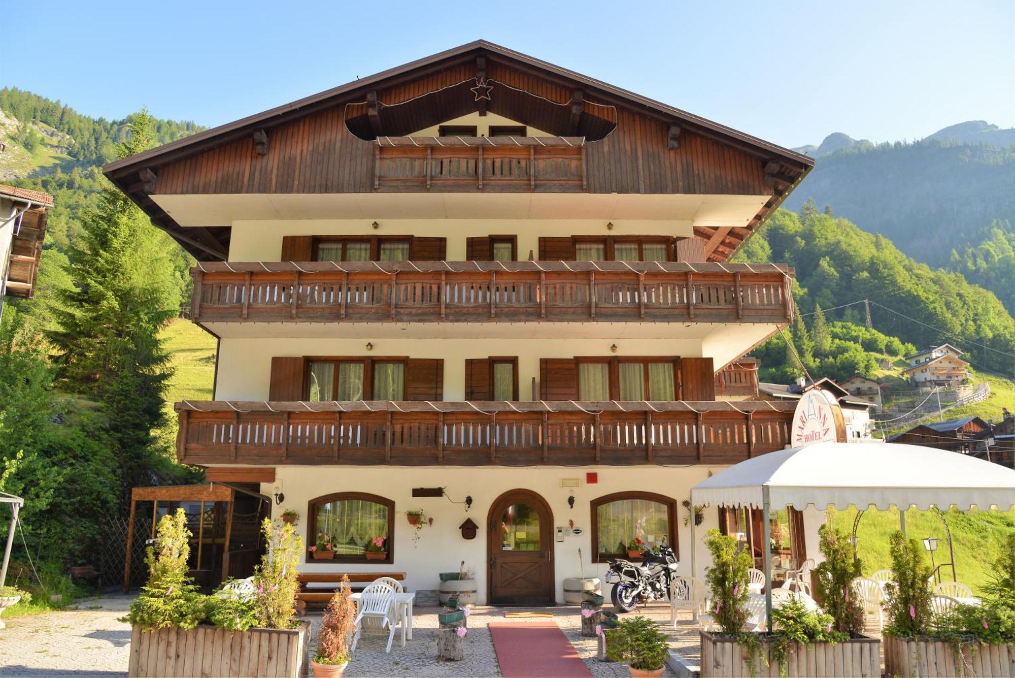Hotel Marianna Rocca Pietore Dış mekan fotoğraf